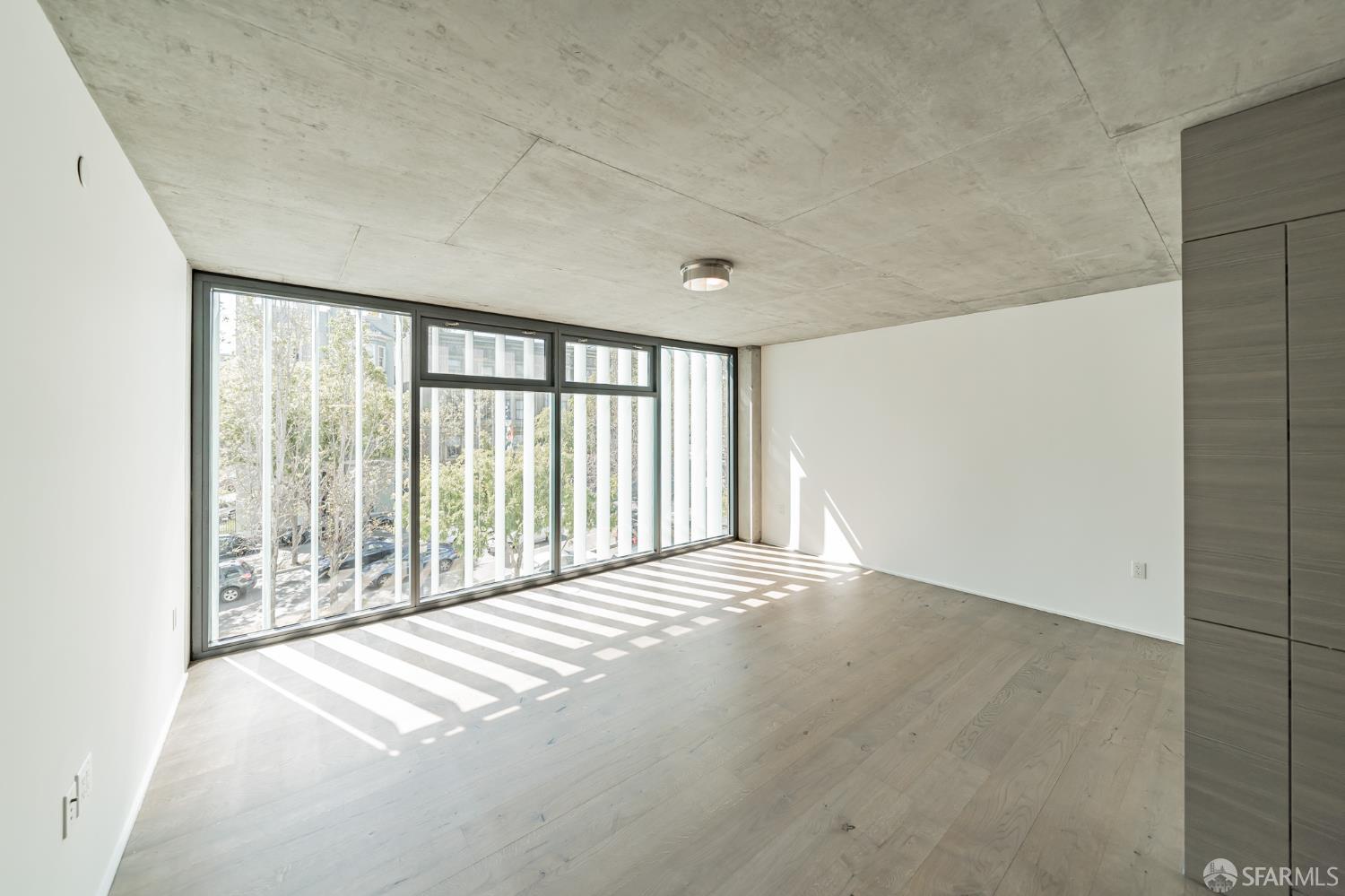 8 Octavia Street # 505