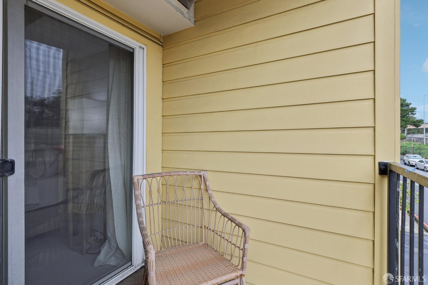 8300 Oceanview Terrace # 203