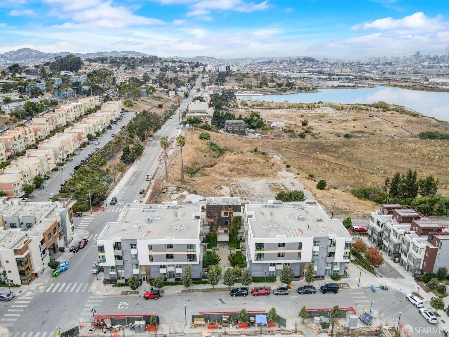 451 Donahue Street # 304