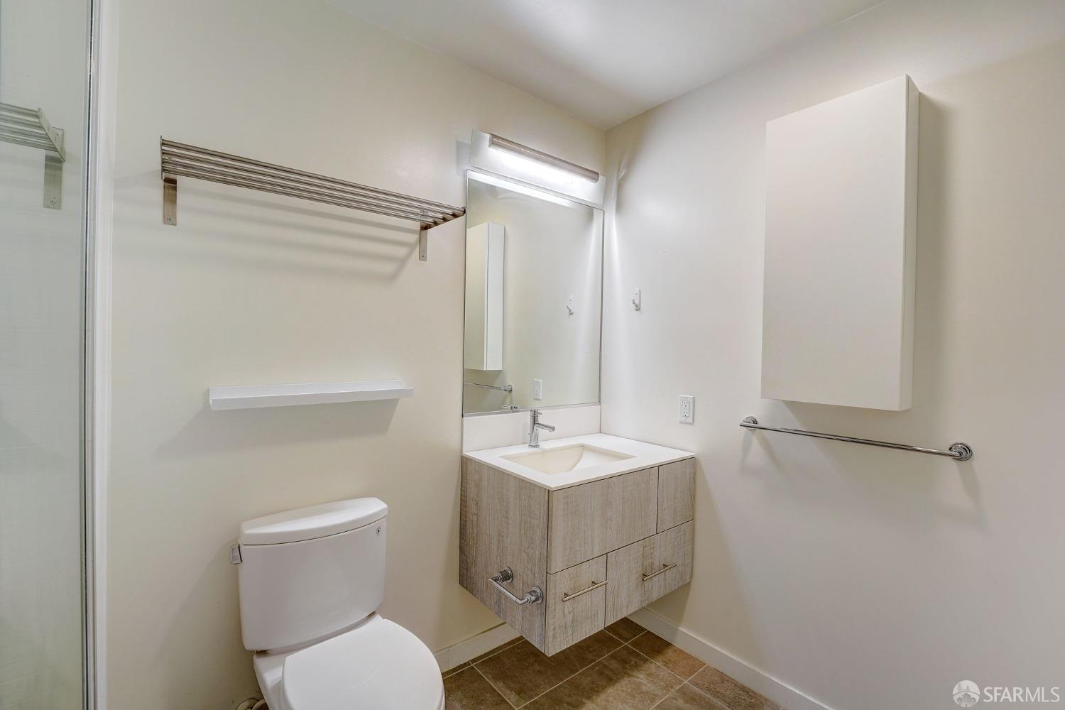 451 Donahue Street # 304