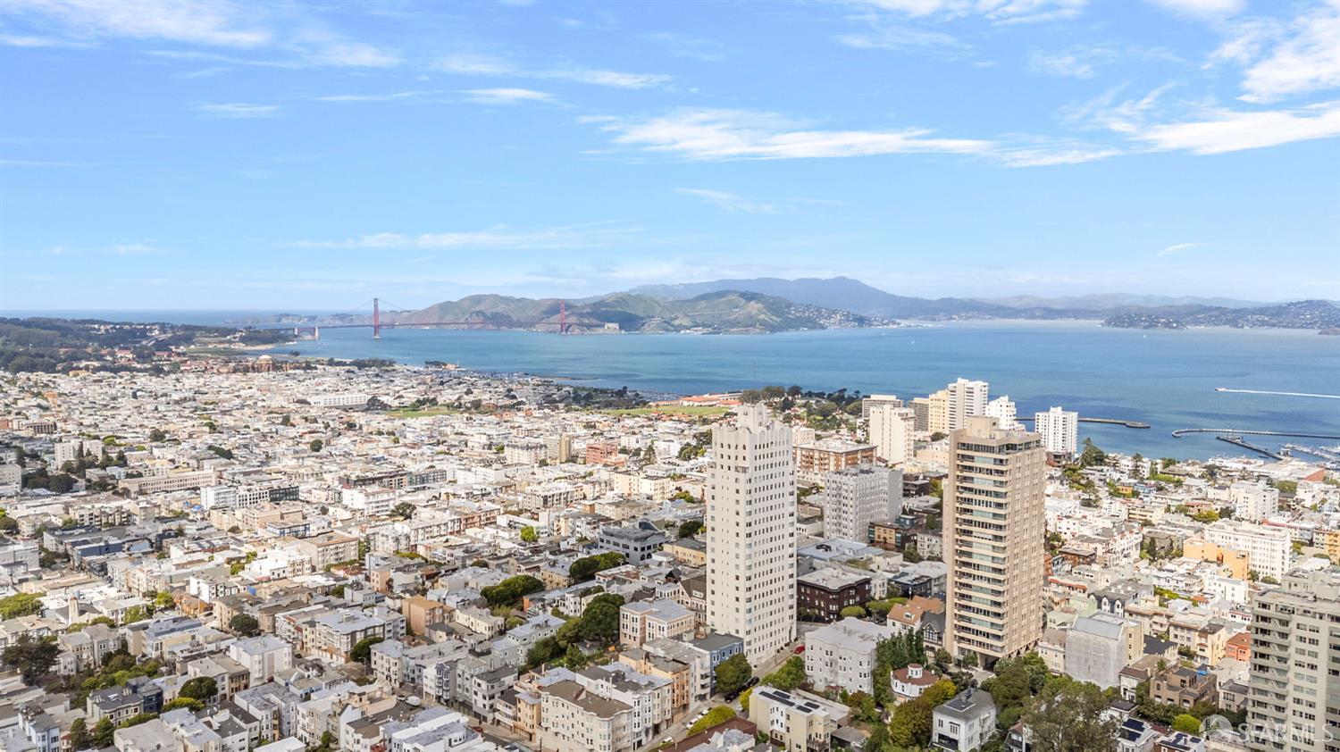 1101 Green Street # 601