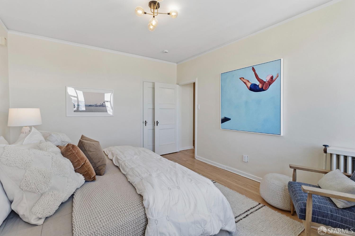 1101 Green Street # 601