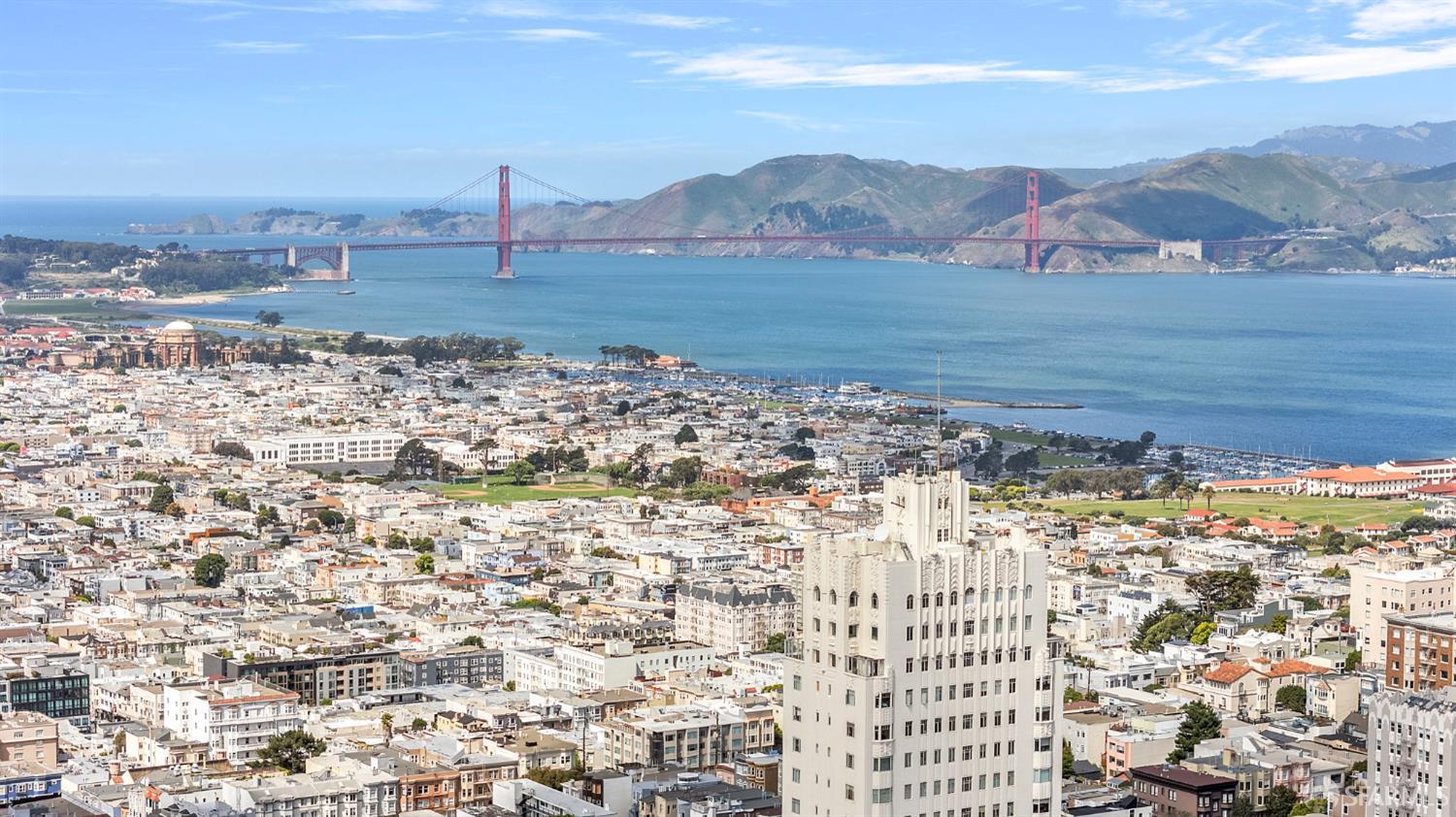 1101 Green Street # 601