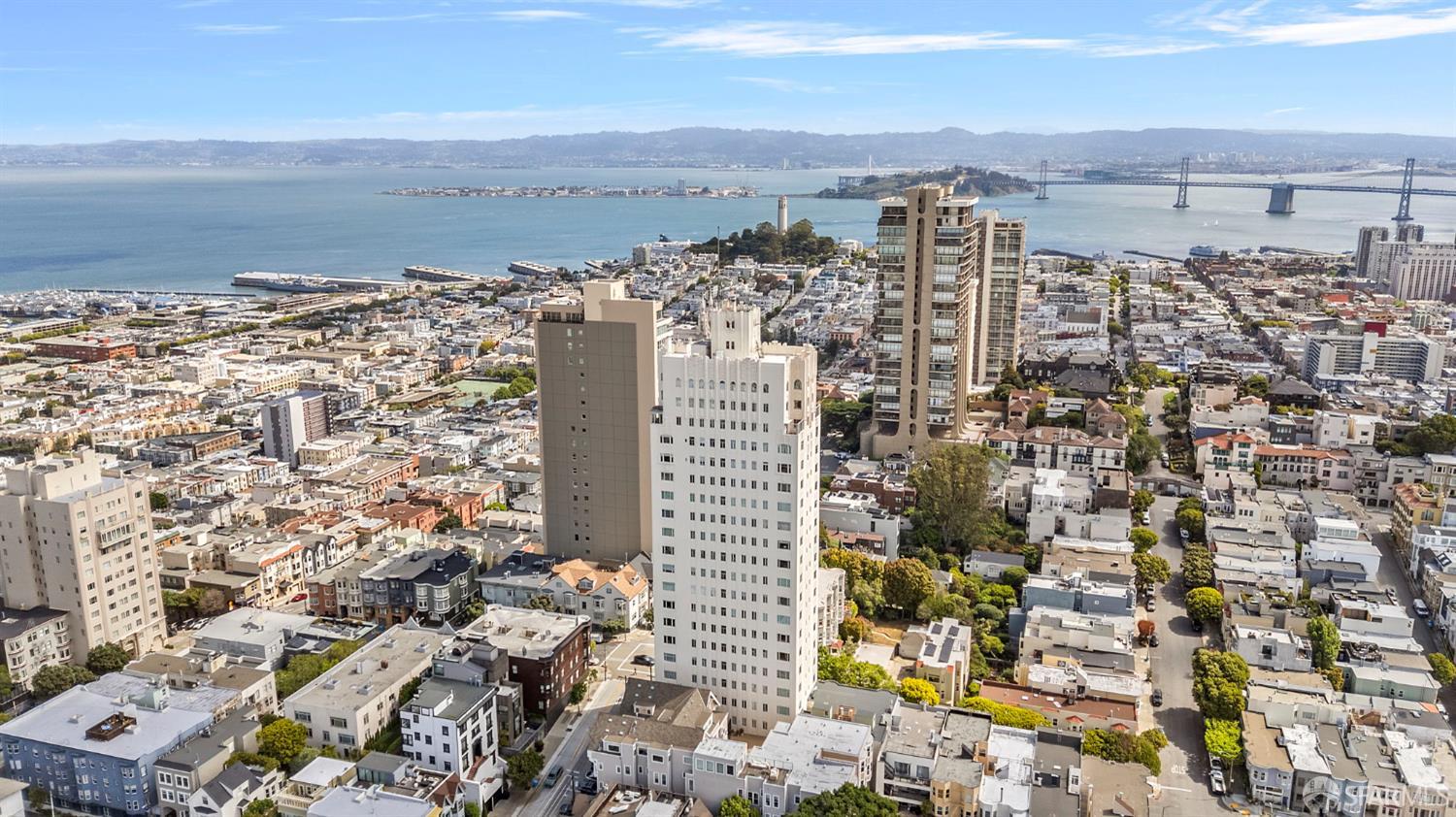 1101 Green Street # 601