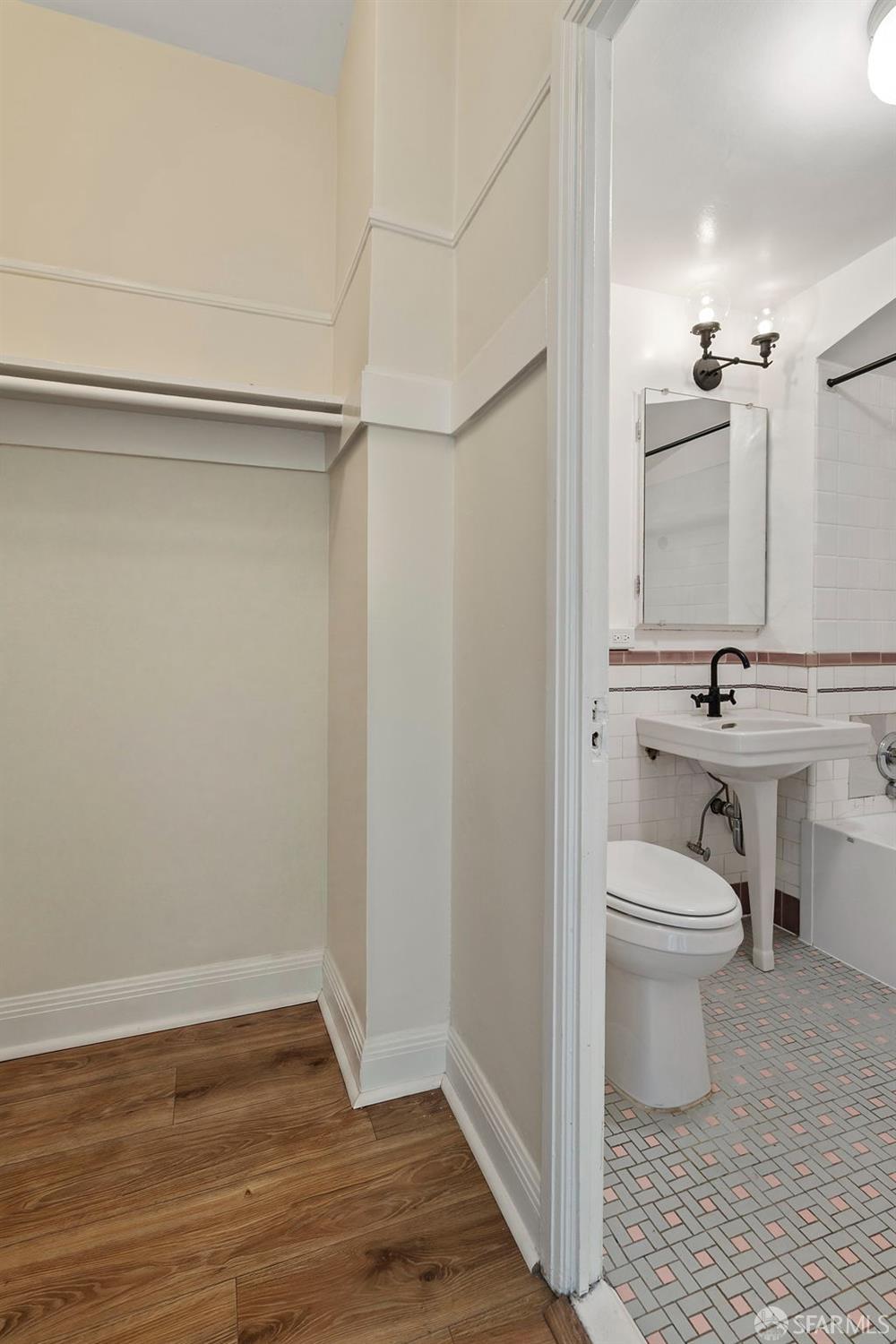631 Ofarrell Street # 1206