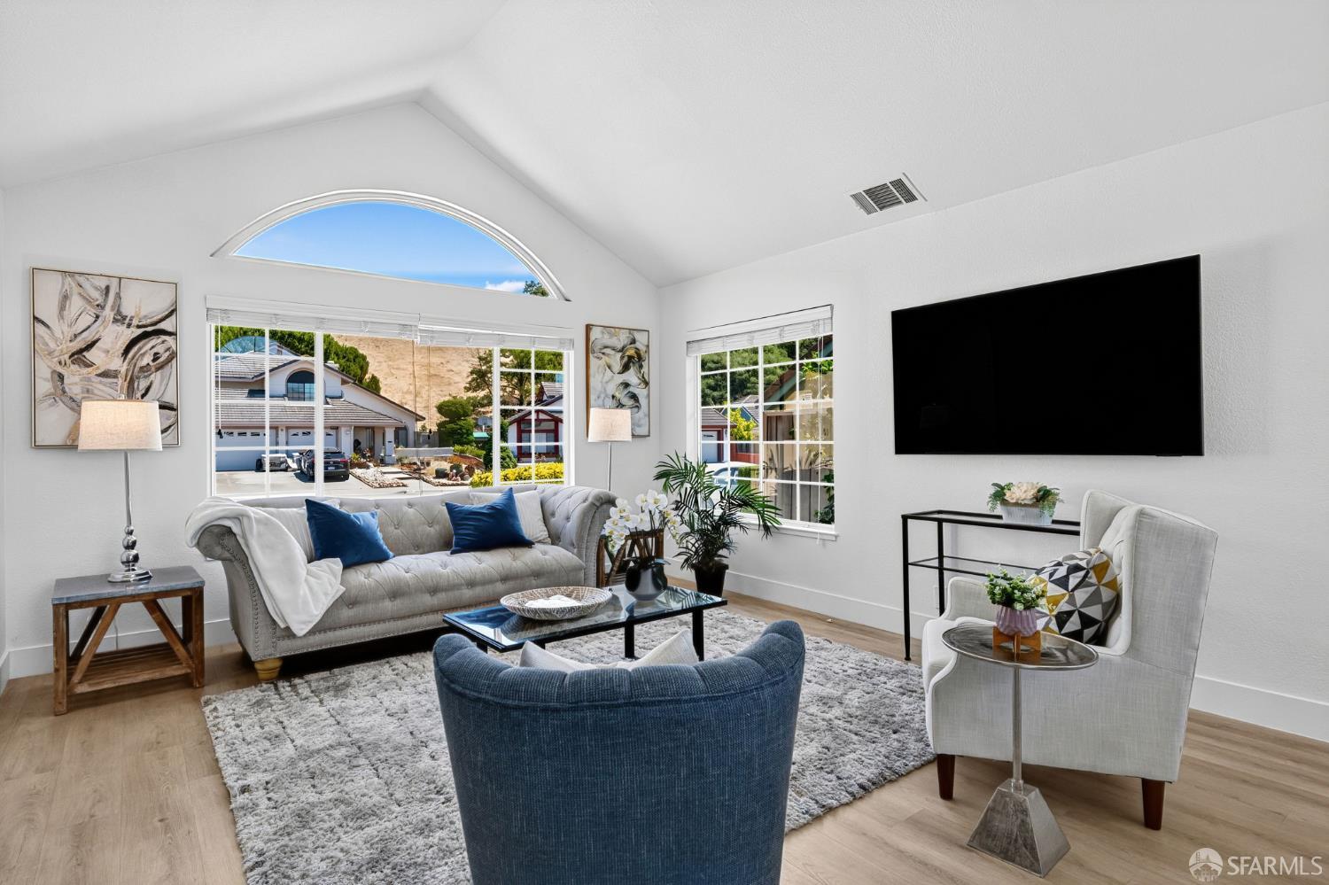 1299 Turquoise Drive
