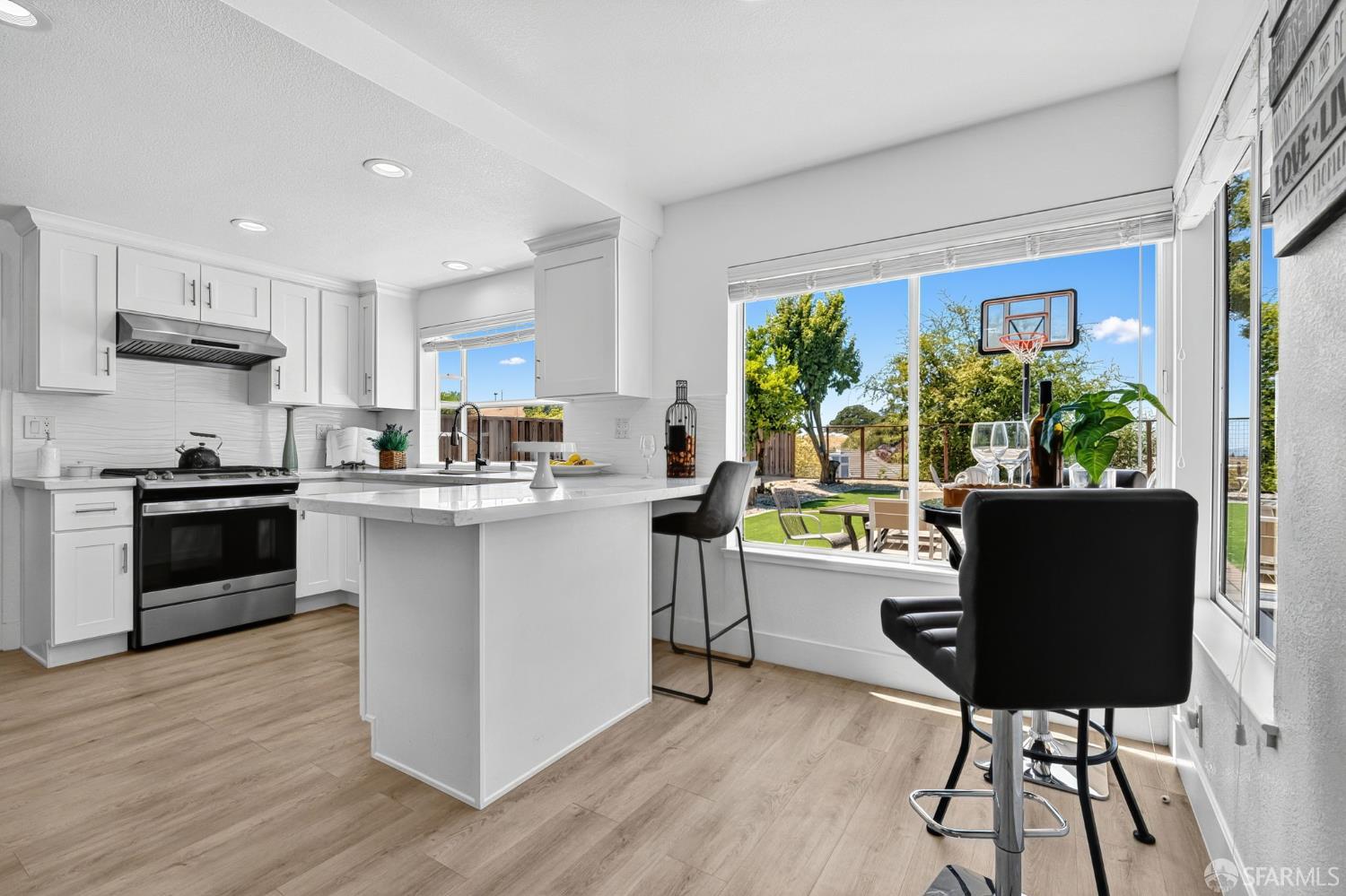 1299 Turquoise Drive