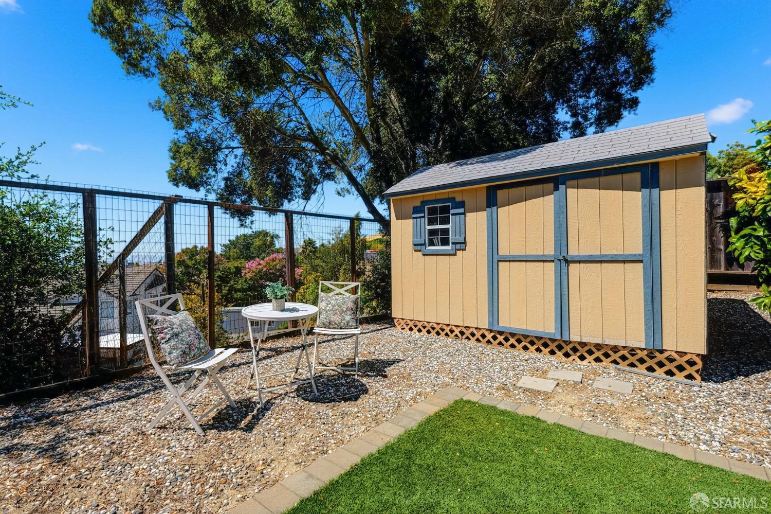 1299 Turquoise Drive