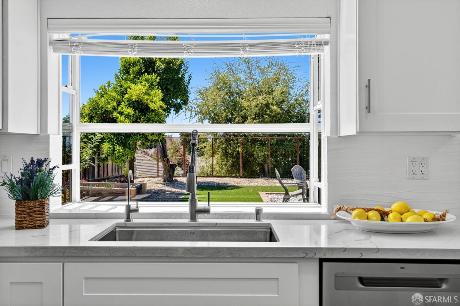 1299 Turquoise Drive
