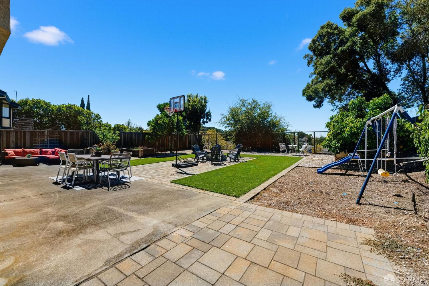 1299 Turquoise Drive