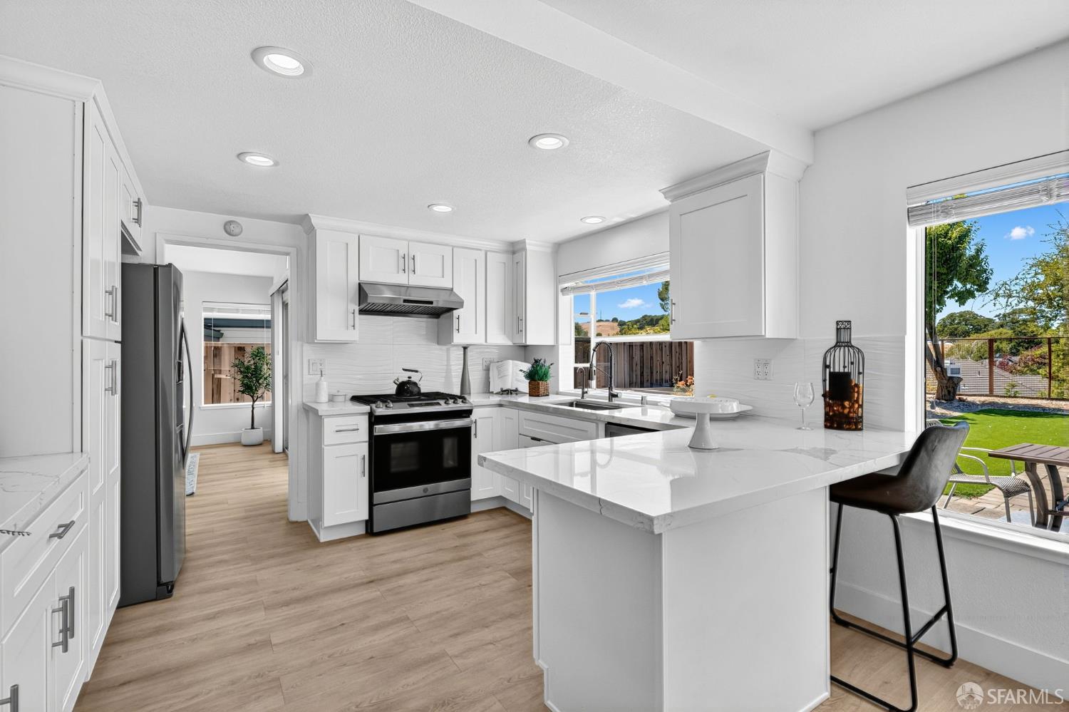 1299 Turquoise Drive
