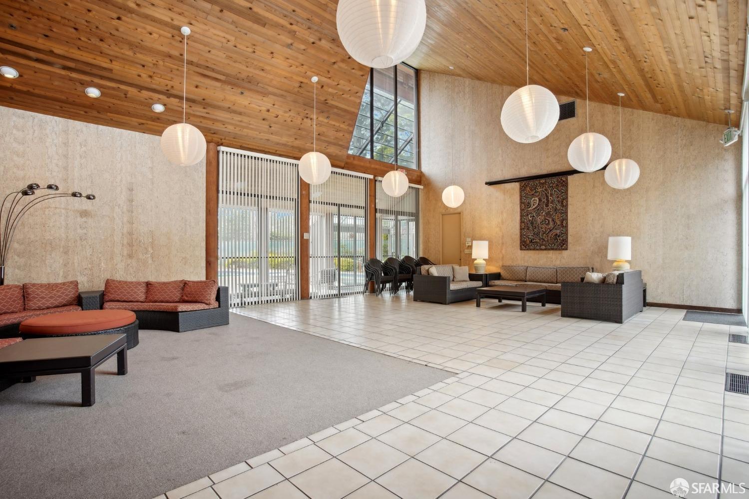 239 N Lake Merced Hills