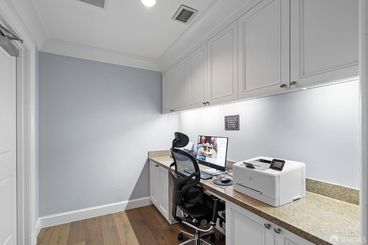 690 Market Street # 1605