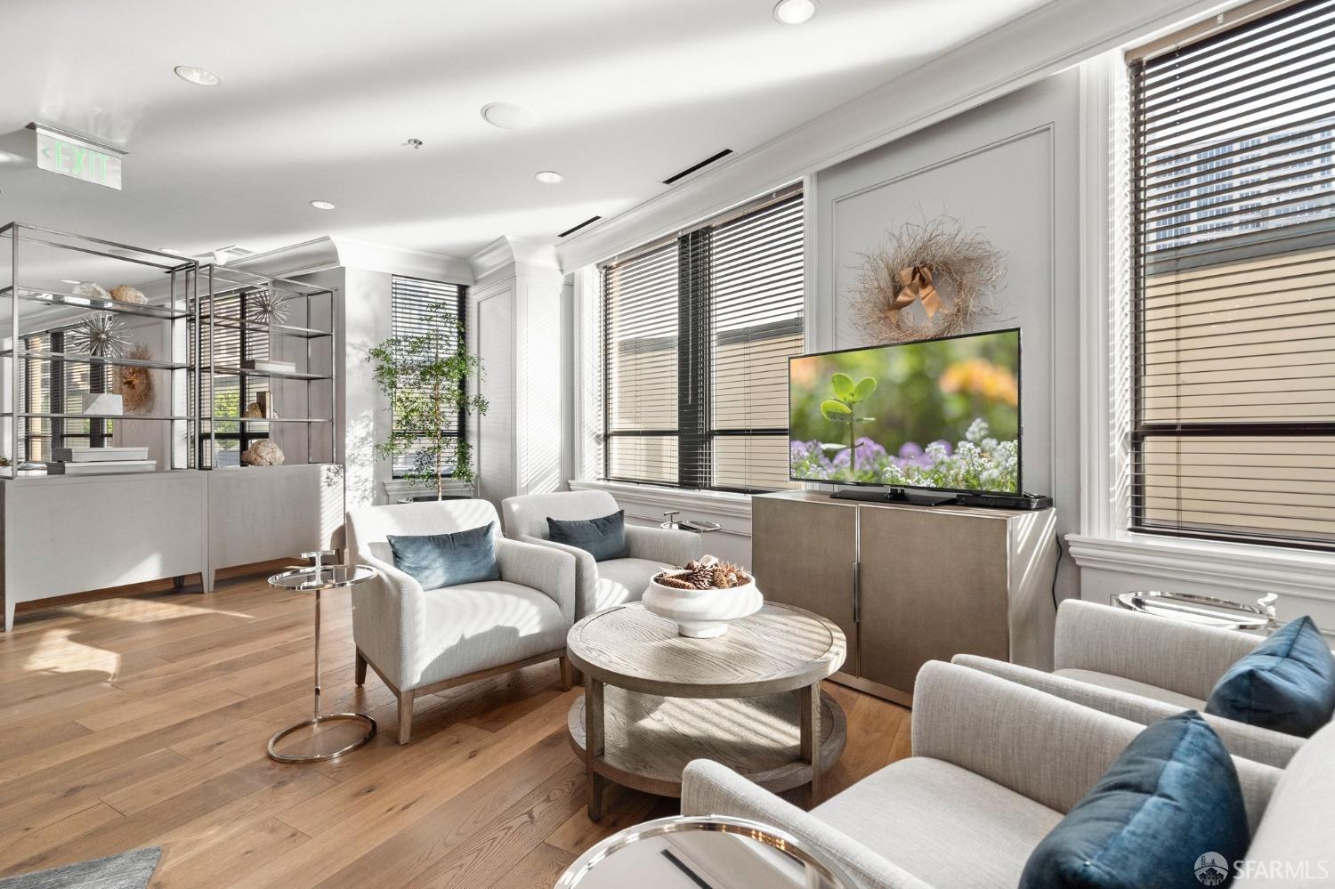 690 Market Street # 1605