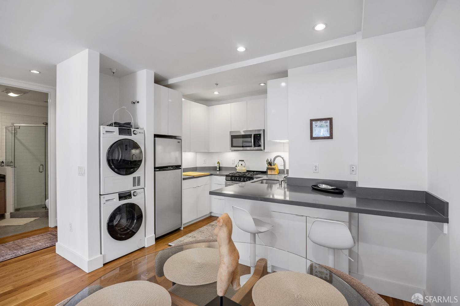 901 Bush Street # 405