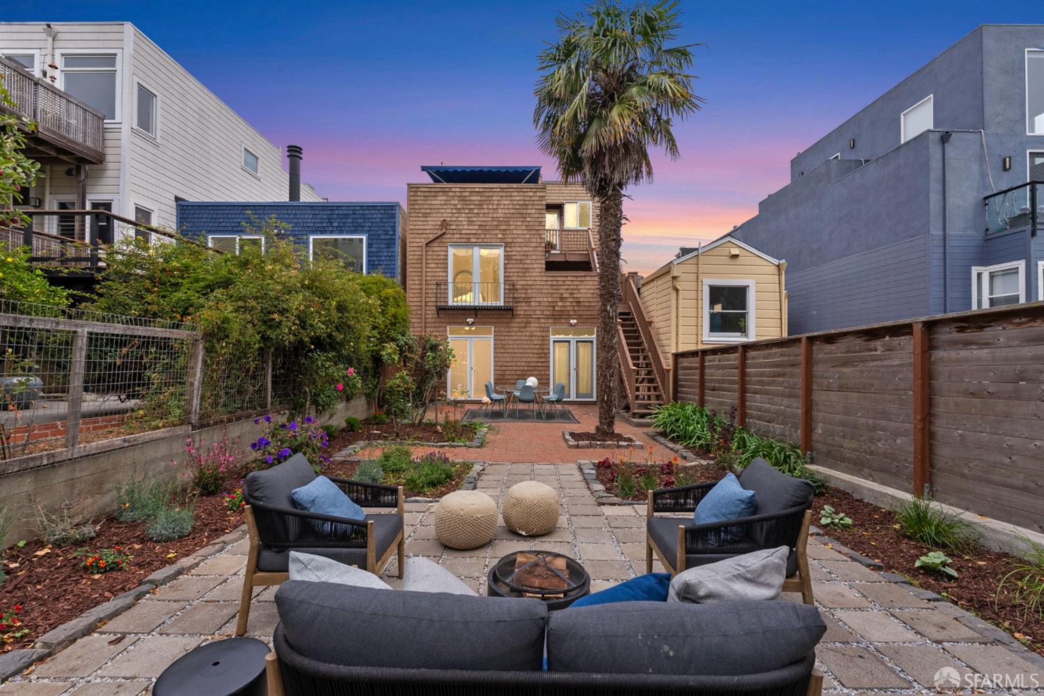50 Collingwood Street