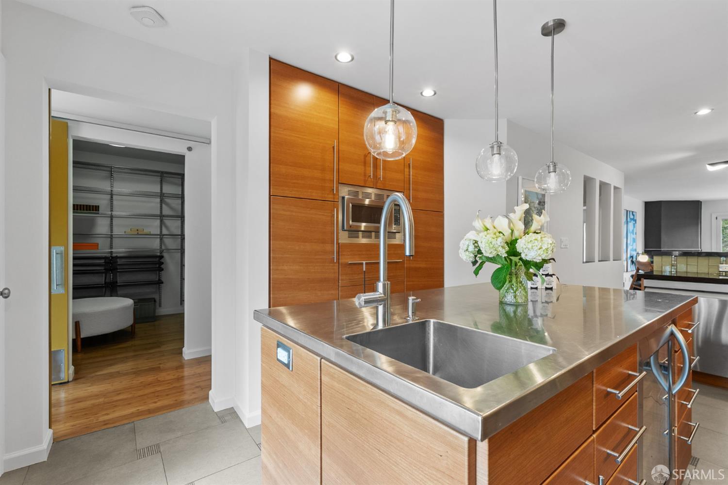 50 Collingwood Street