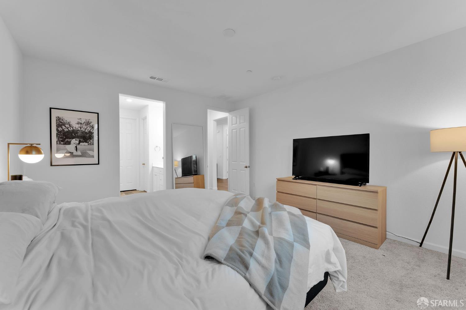 543 Pino Lane