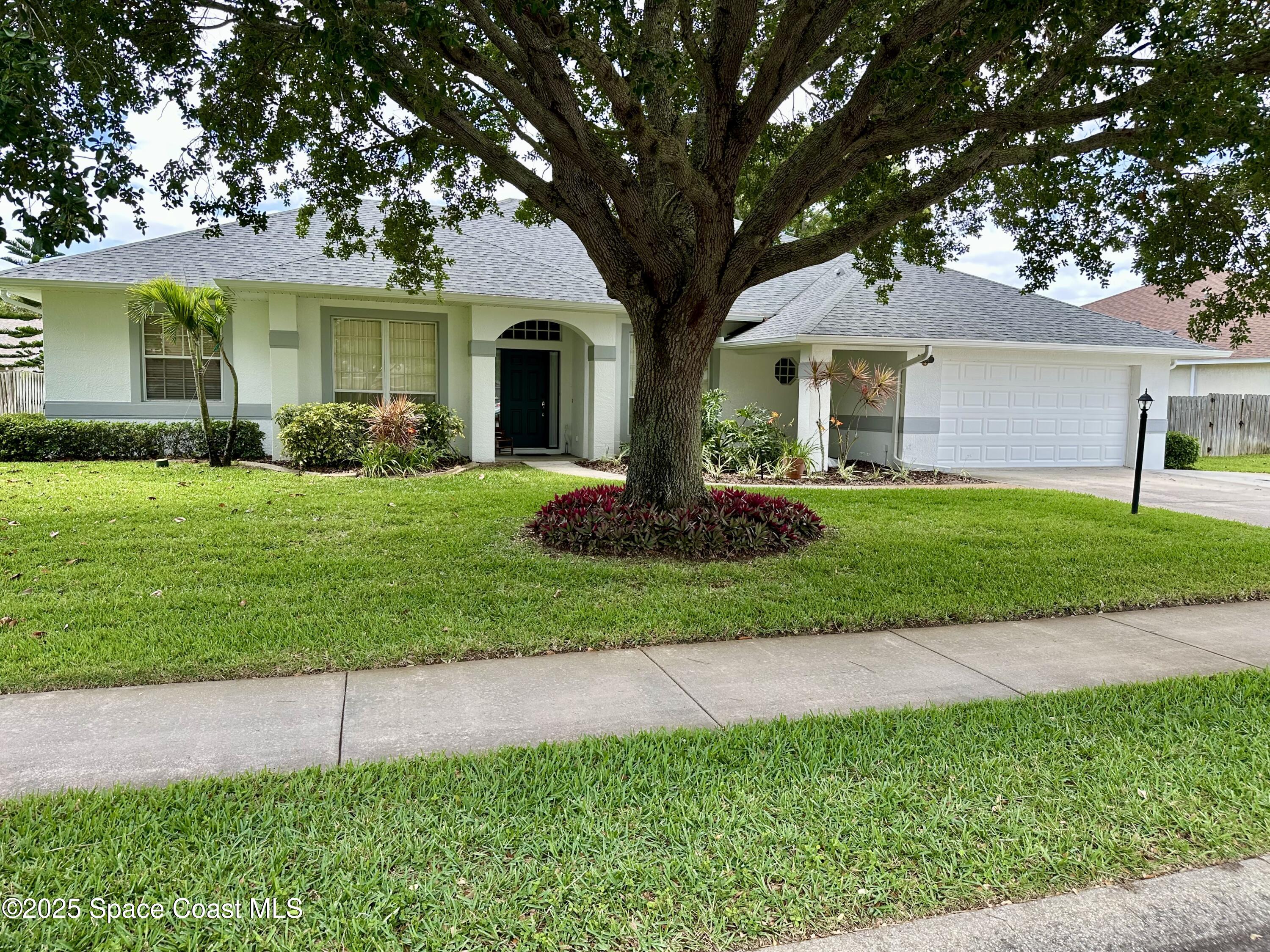 5996 Newbury Circle