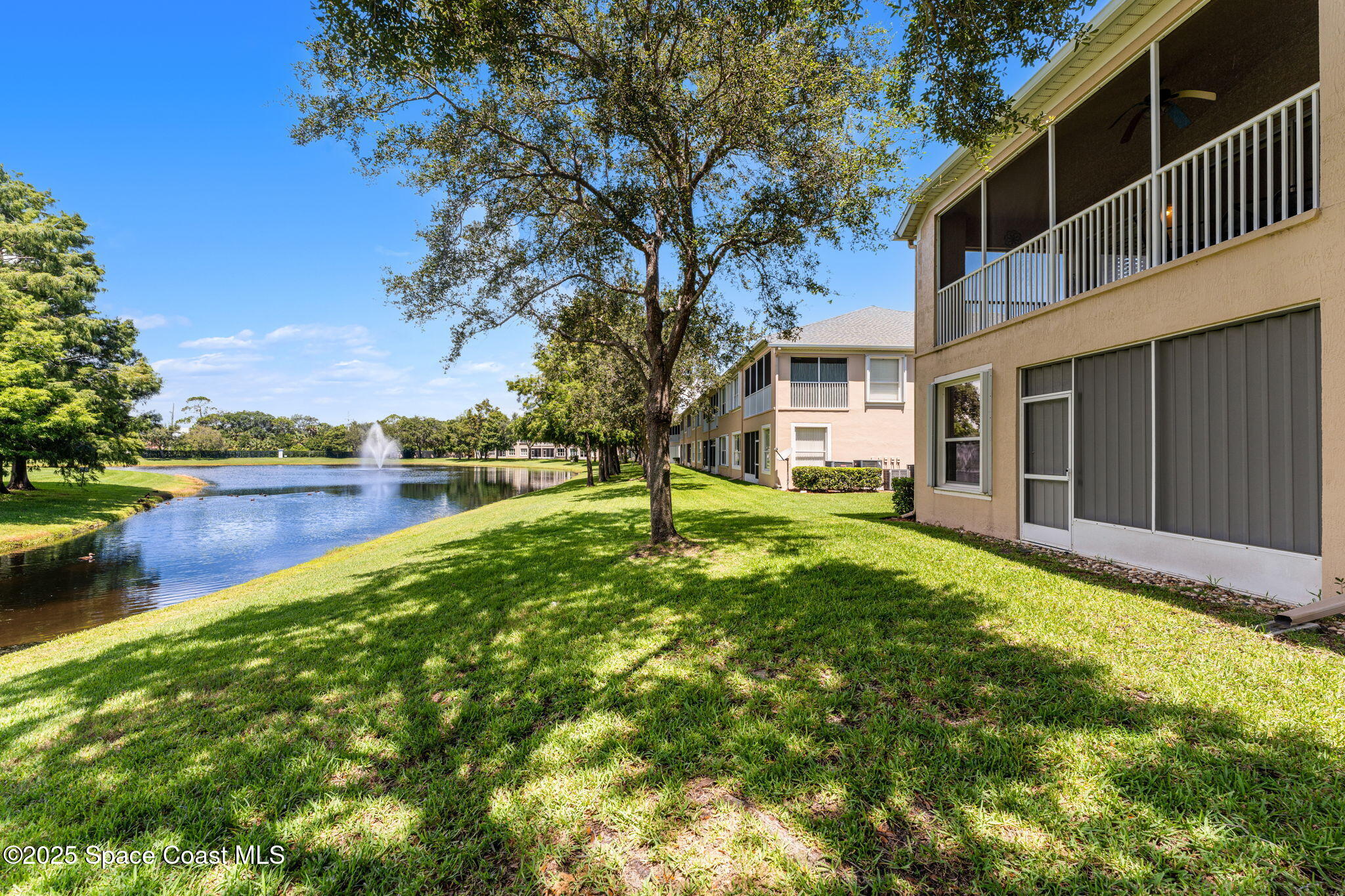 400 Trotter Lane, 204