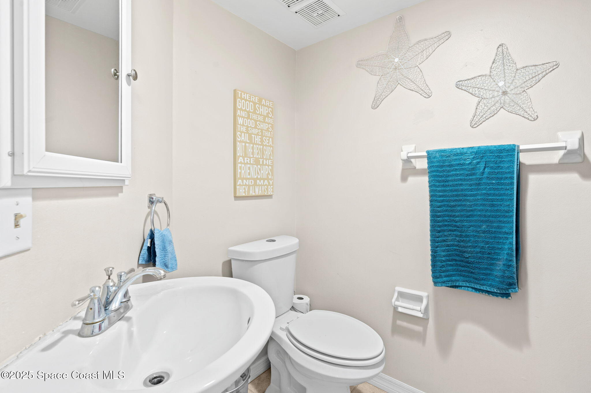 945 Sonesta Avenue NE 105