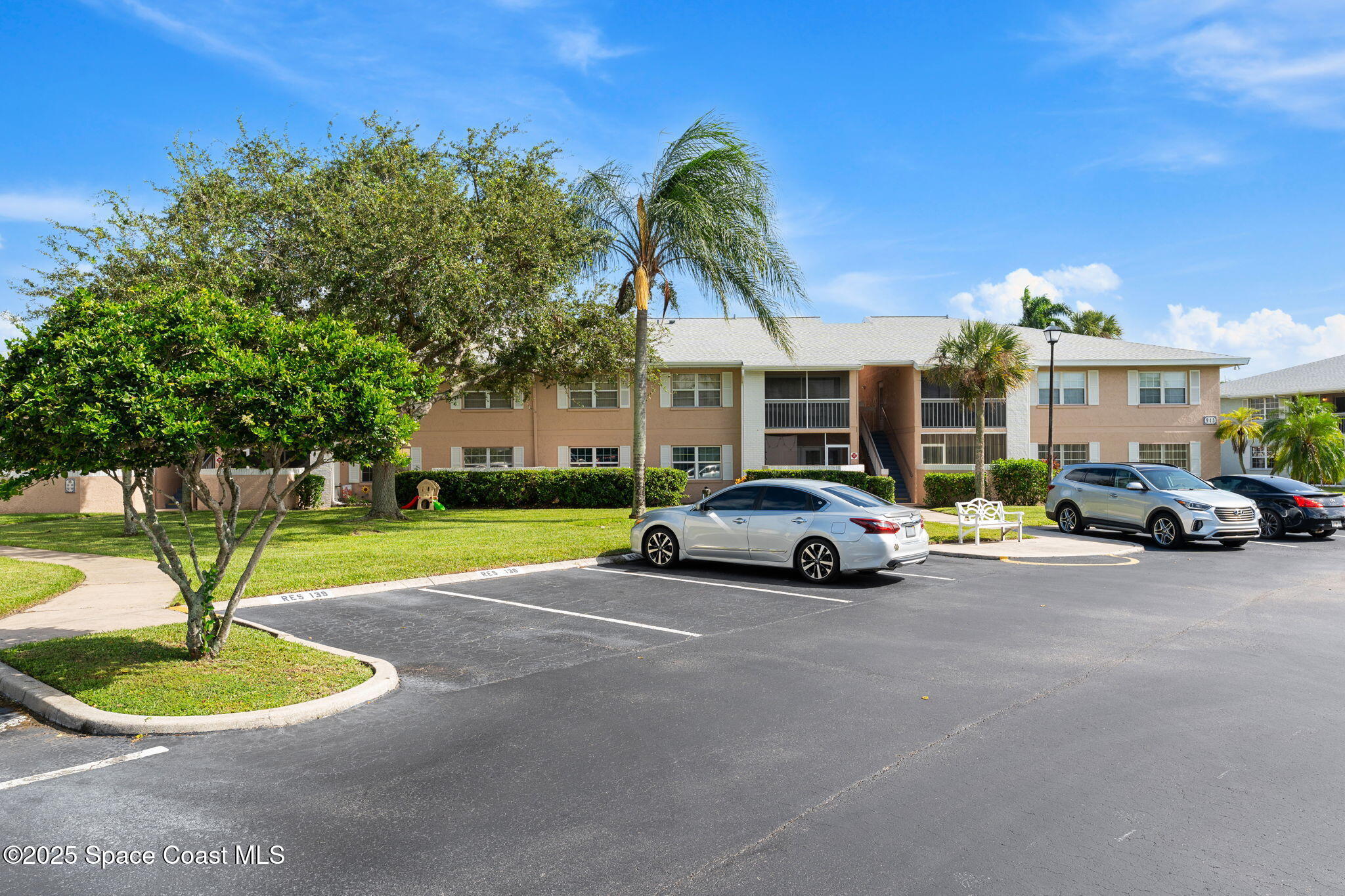 945 Sonesta Avenue NE 105