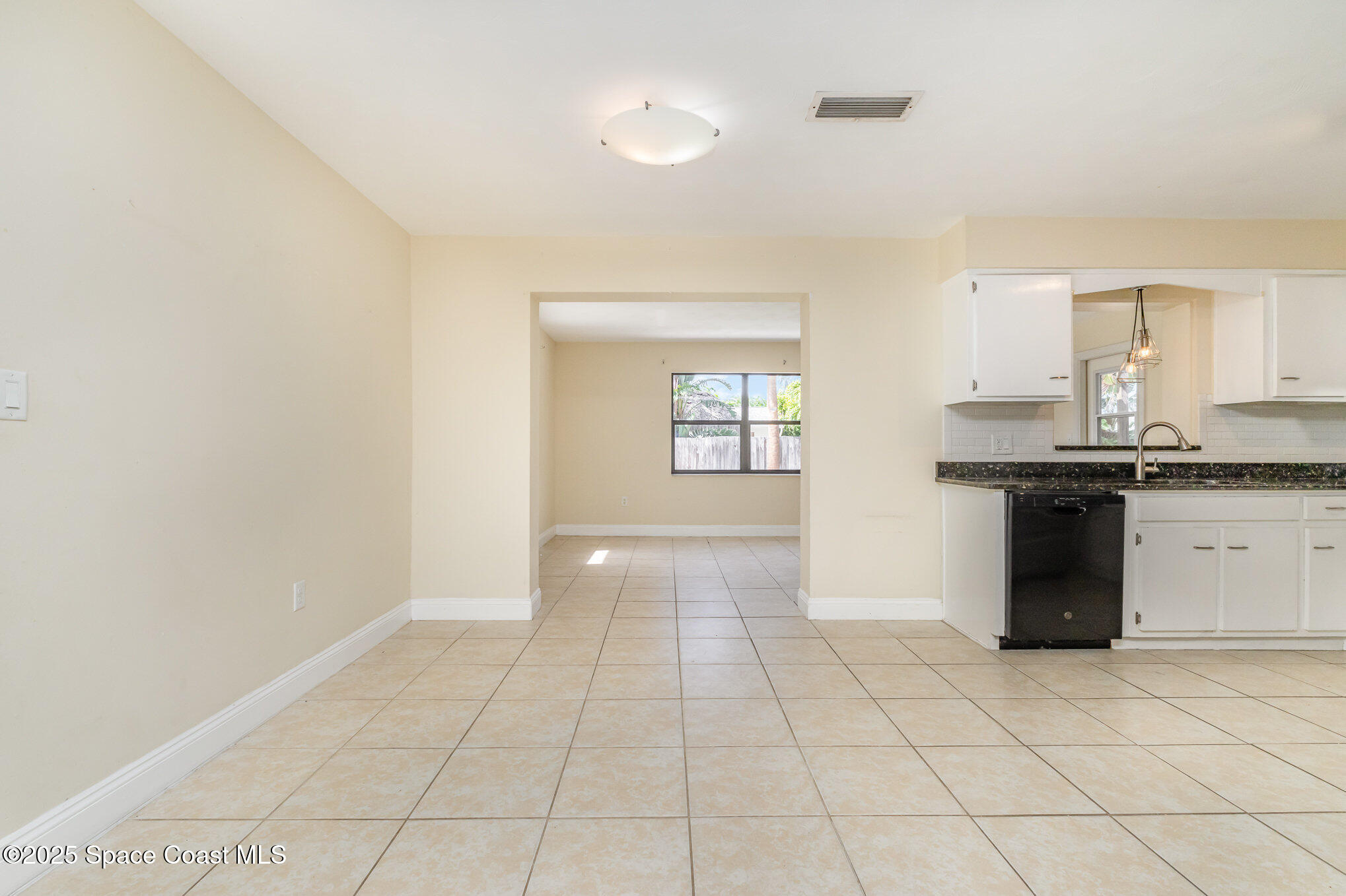 408 Cassia Boulevard