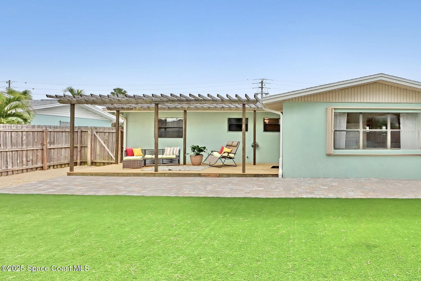 408 Cassia Boulevard