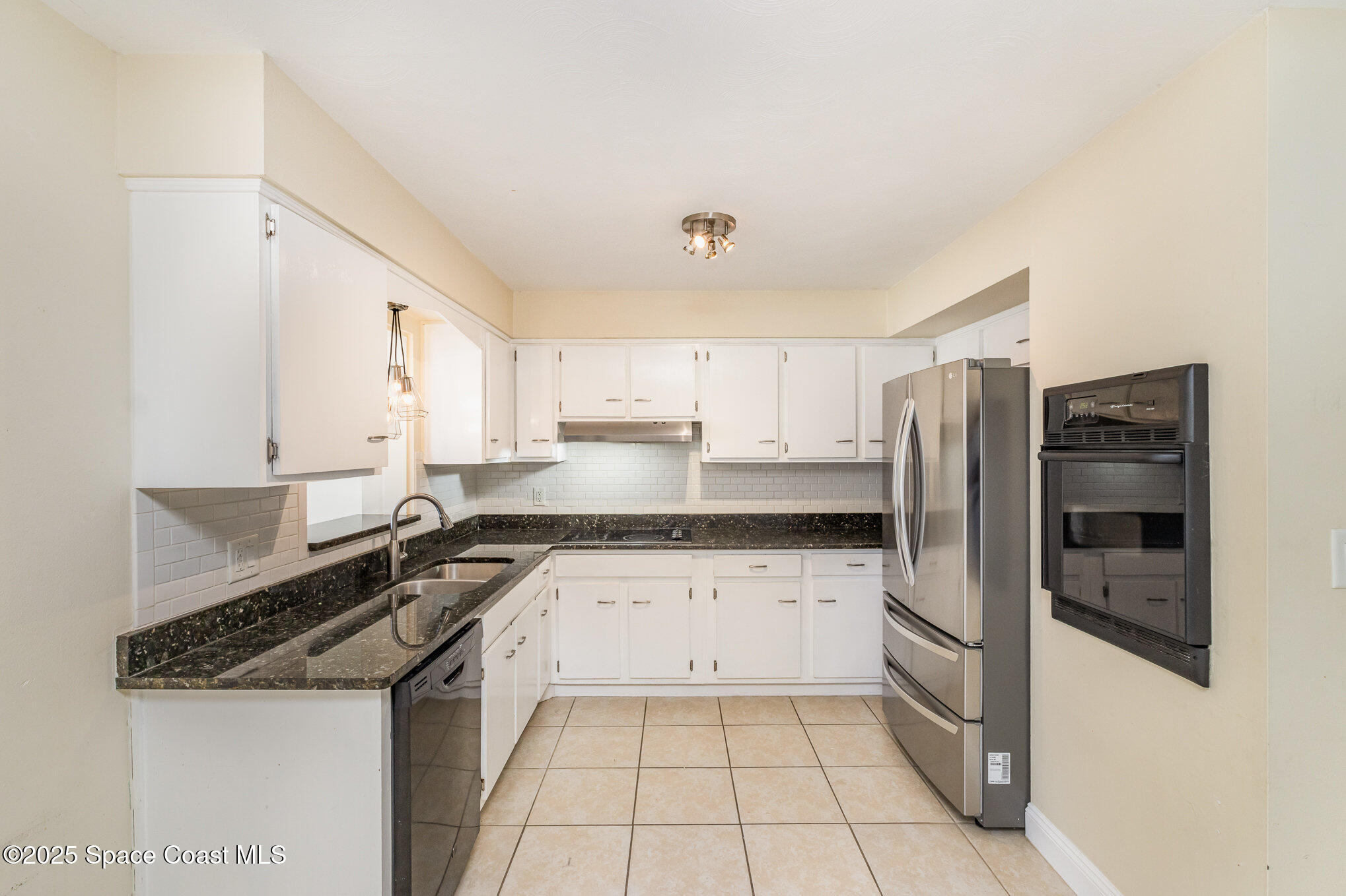 408 Cassia Boulevard