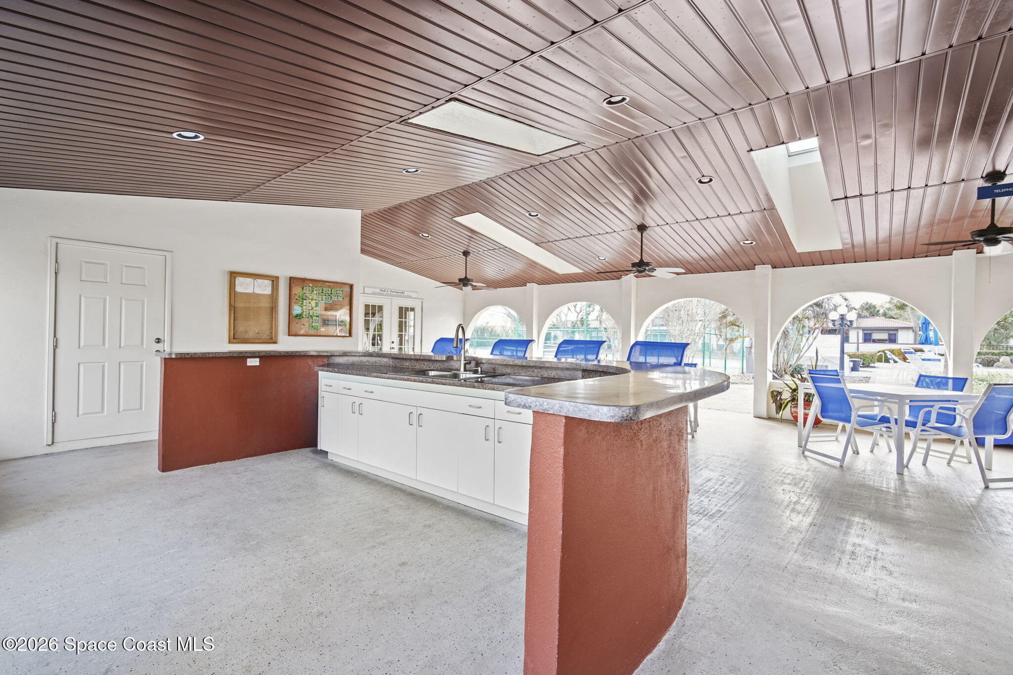 410 Parkside Place 410