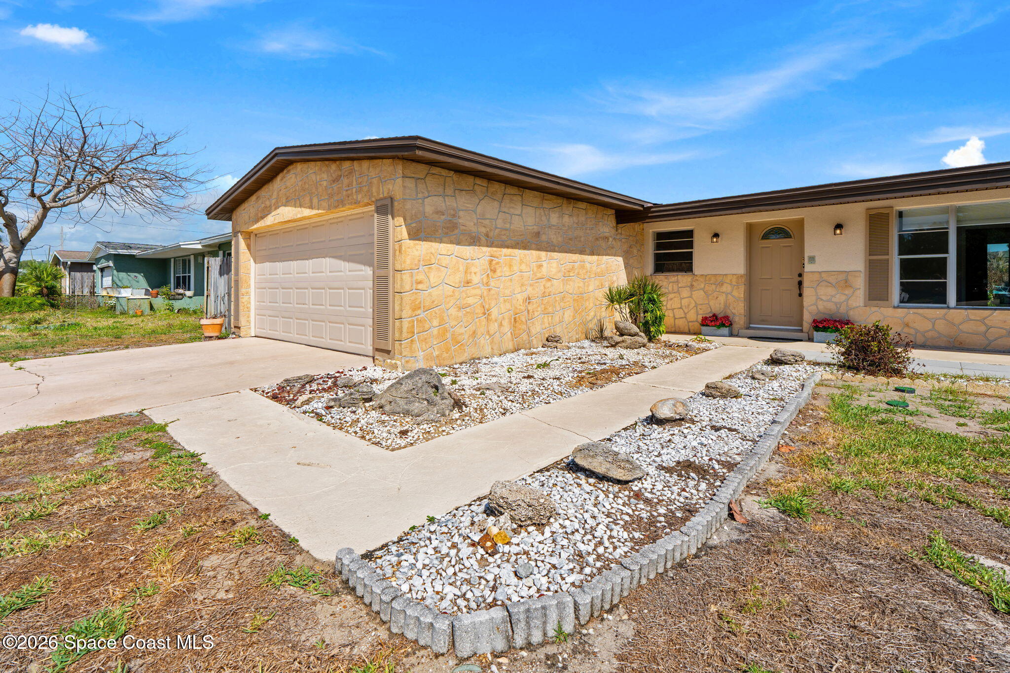 1230 Yacht Club Boulevard