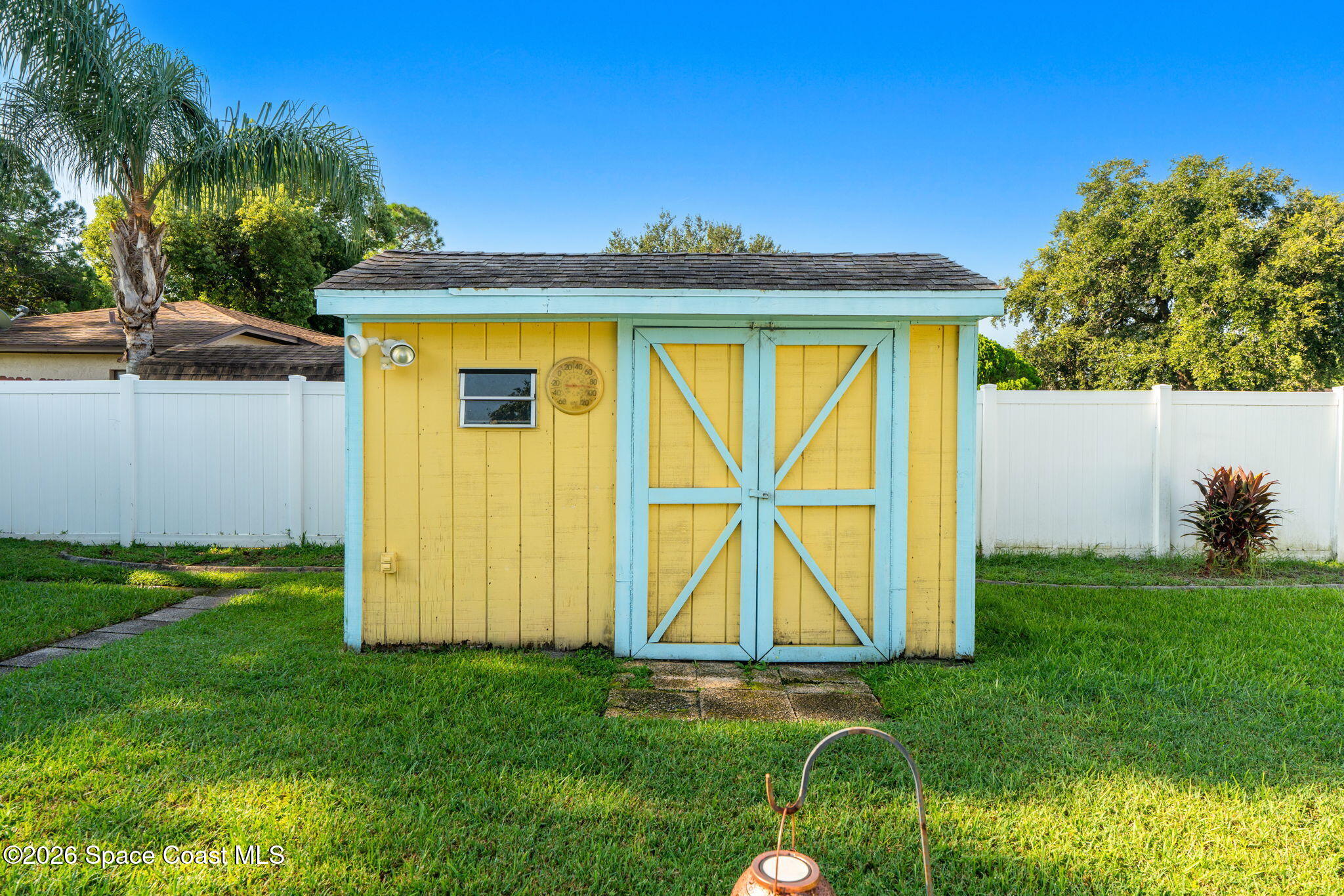 6000 Eaglewalk Avenue