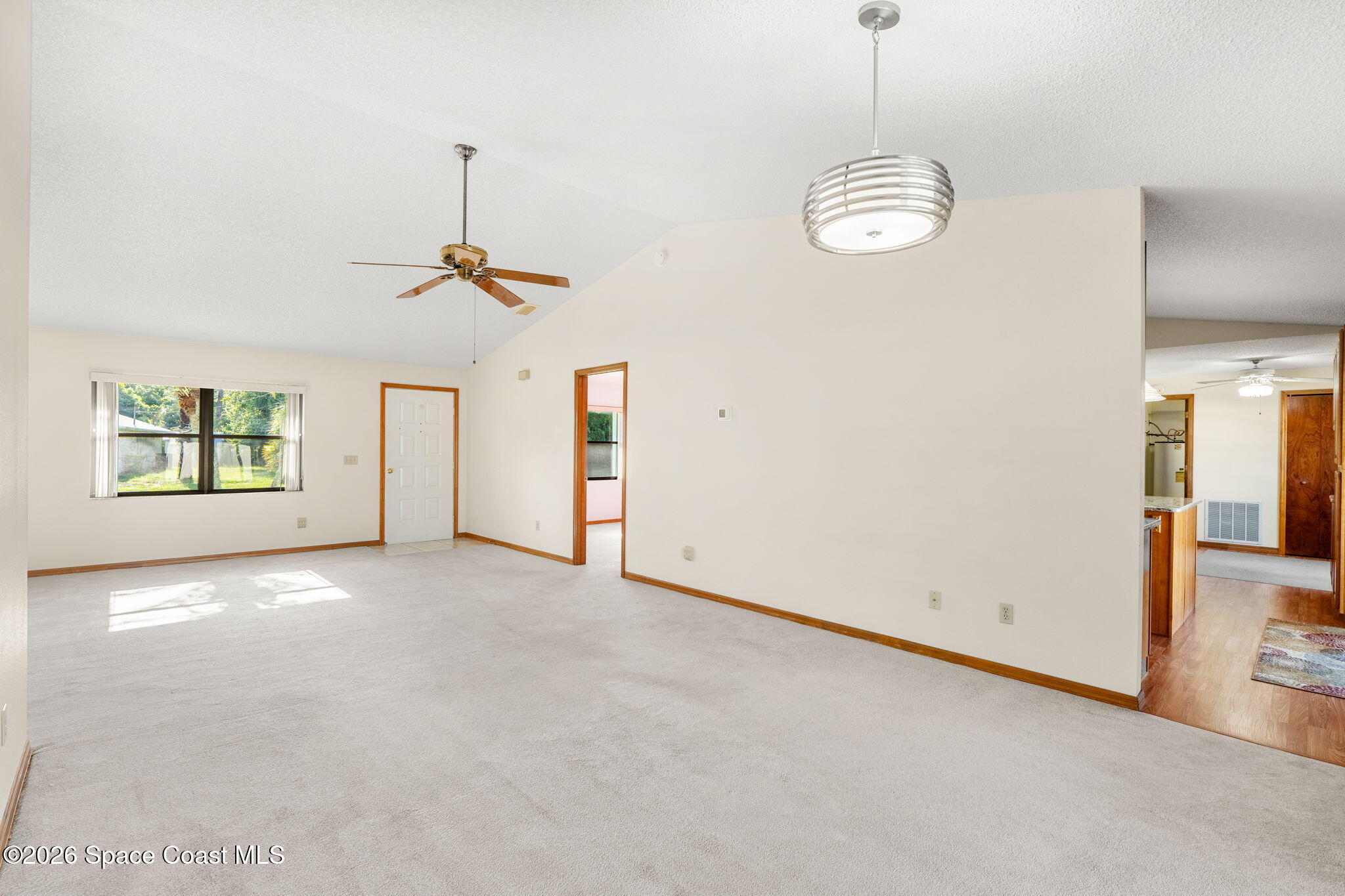6000 Eaglewalk Avenue