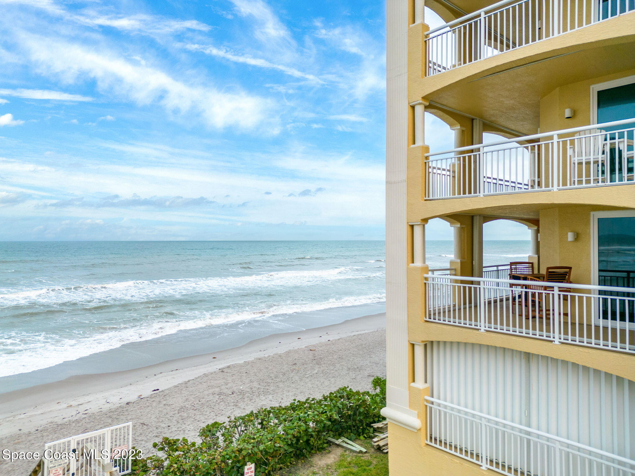 1095 Highway A1a, 2301