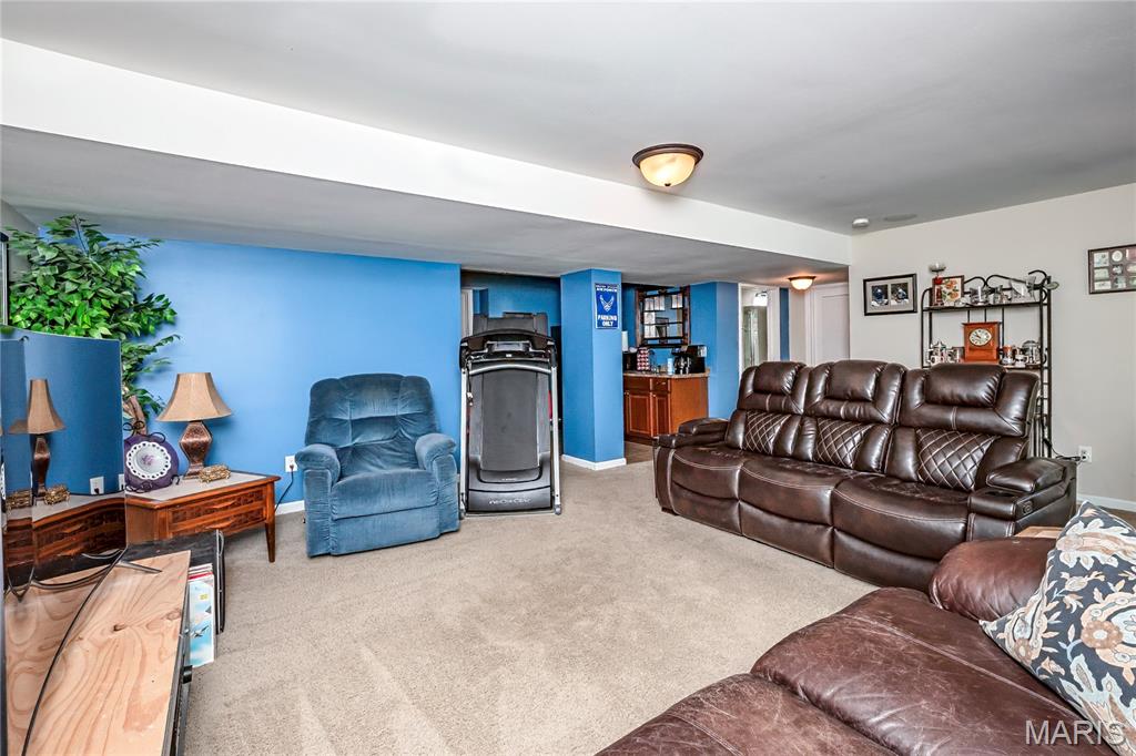 213 Belmonte Circle