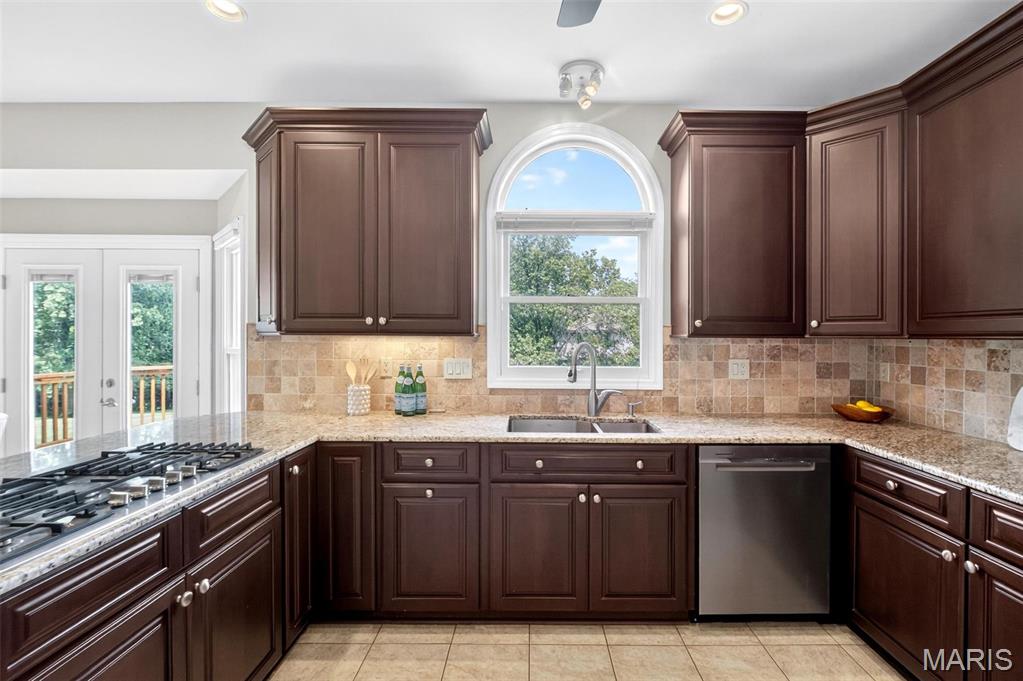 1652 Ridge Bend Drive