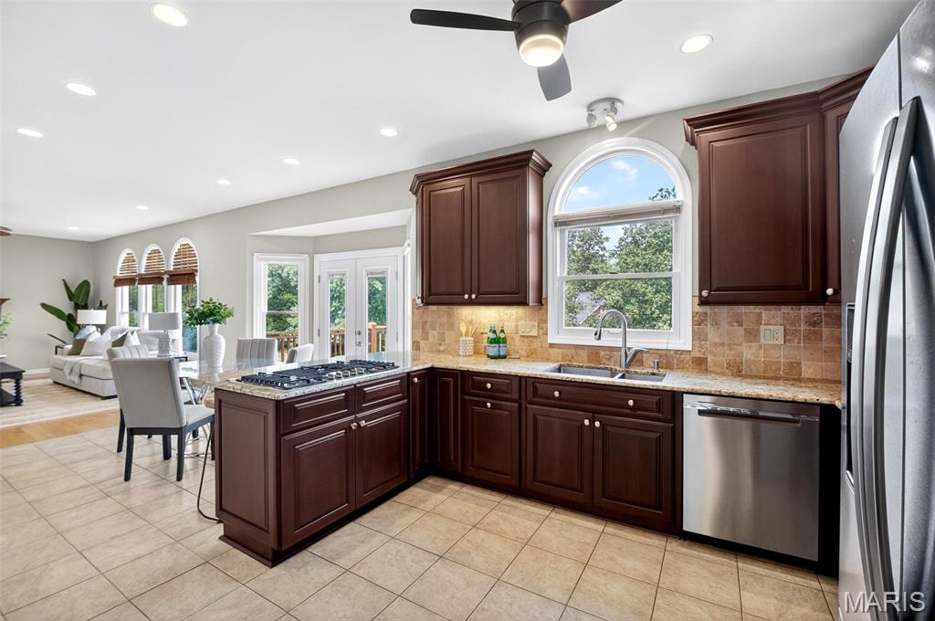 1652 Ridge Bend Drive