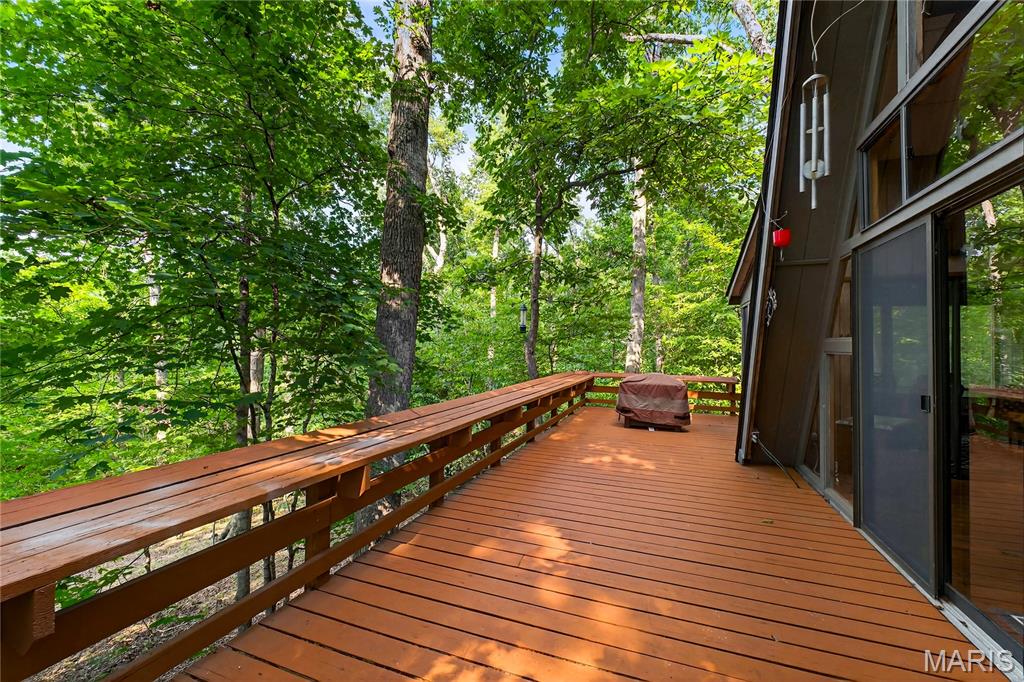 695 Shadow View Drive