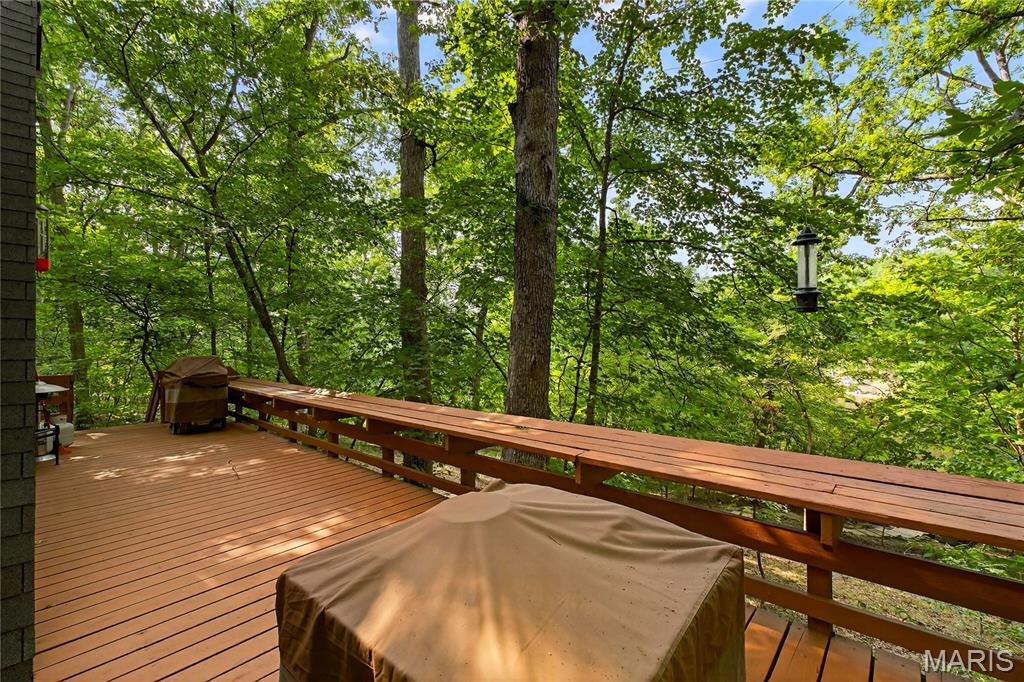 695 Shadow View Drive