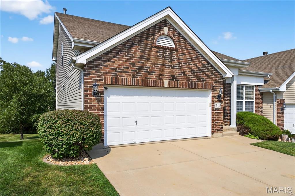 213 Belmonte Circle