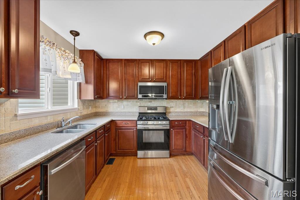 213 Belmonte Circle