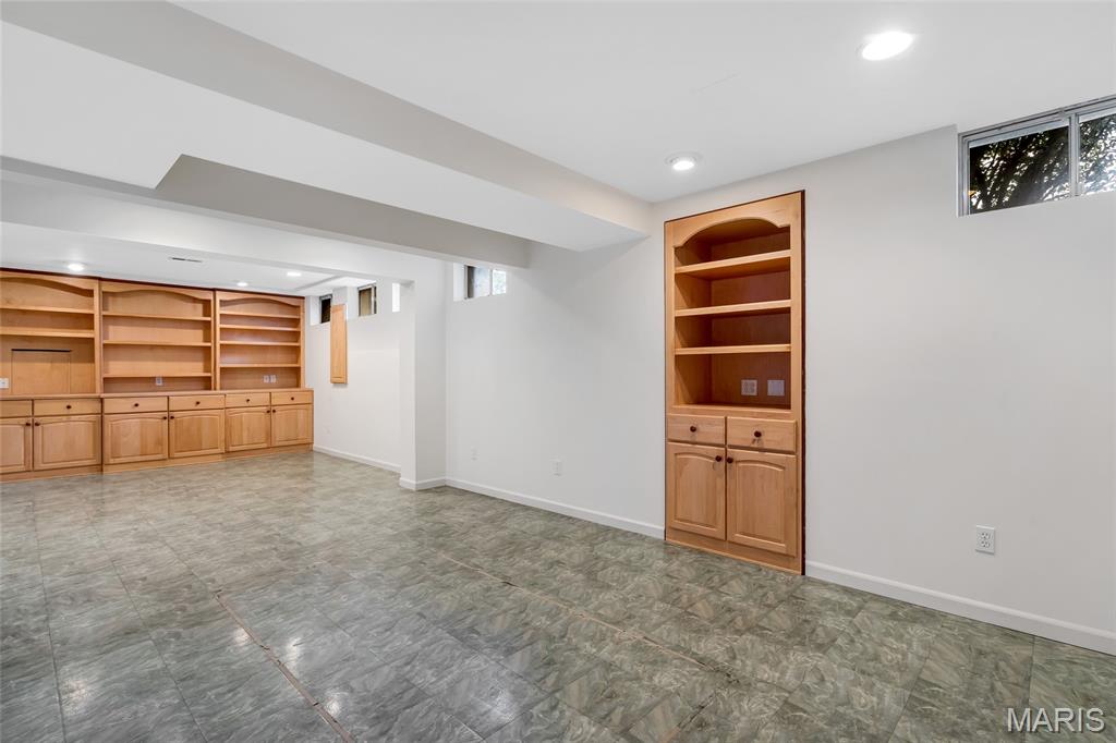 821 Heatherhaven Drive