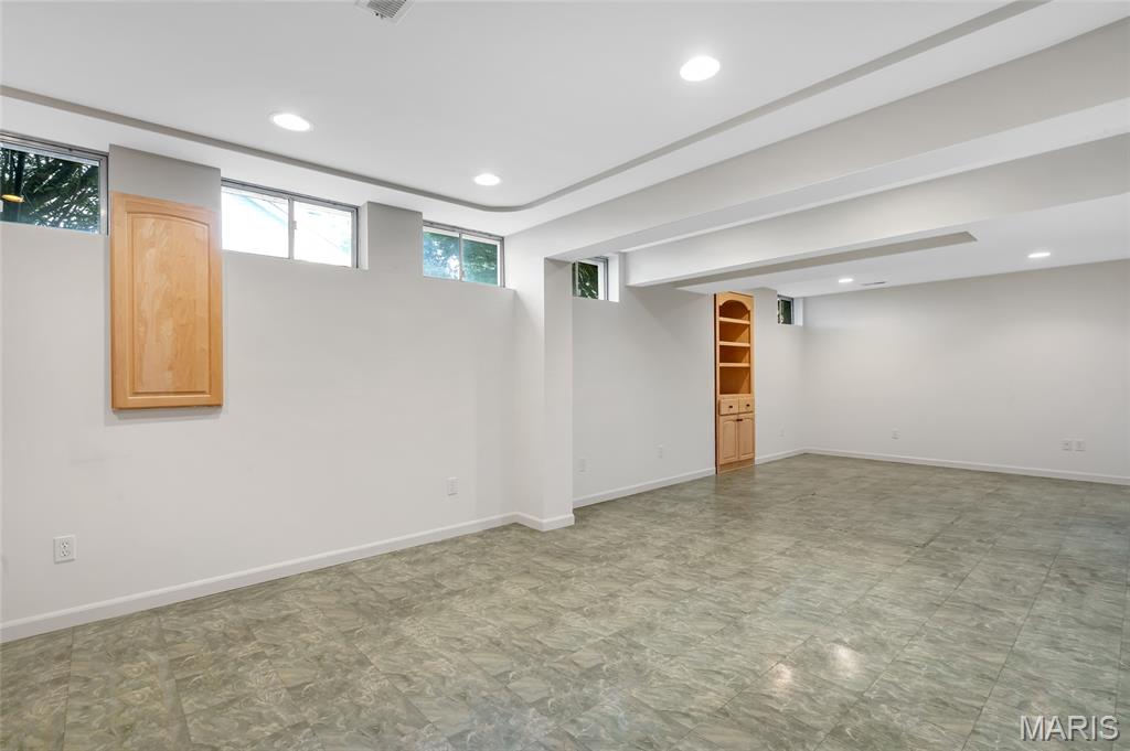 821 Heatherhaven Drive