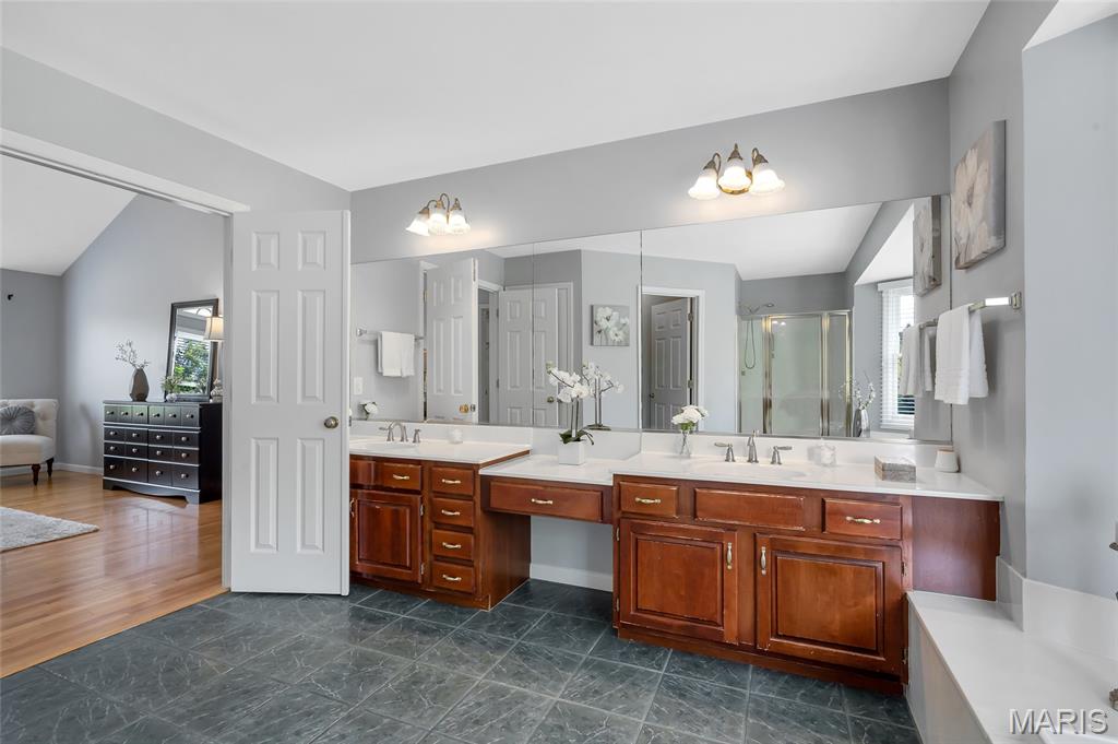 821 Heatherhaven Drive