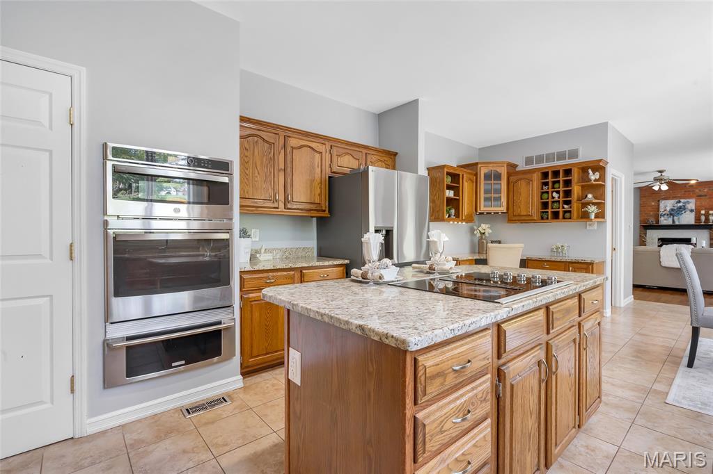 821 Heatherhaven Drive