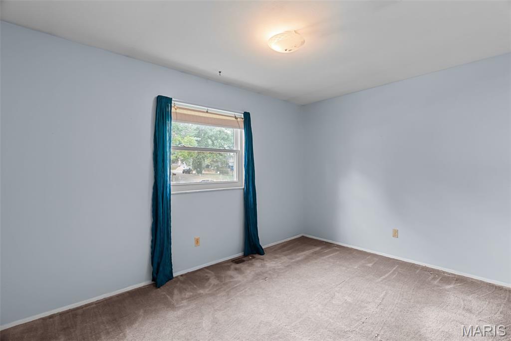 1305 Spellman Avenue