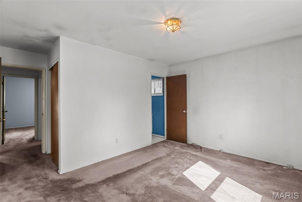 1305 Spellman Avenue