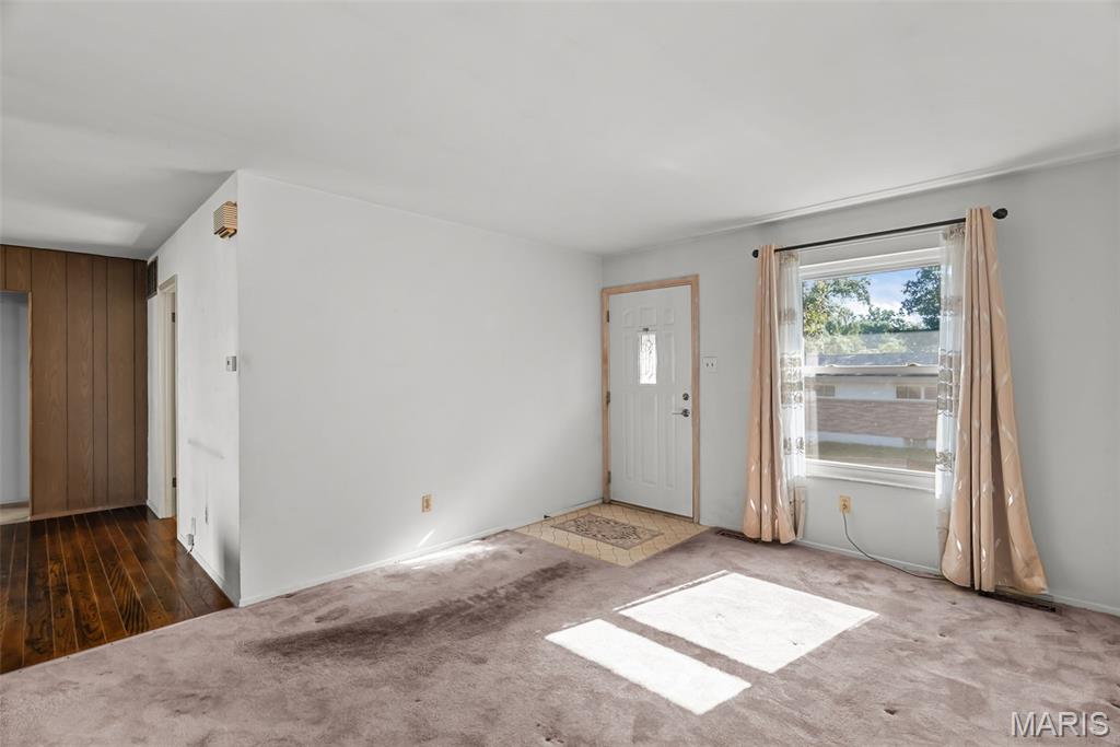 1305 Spellman Avenue