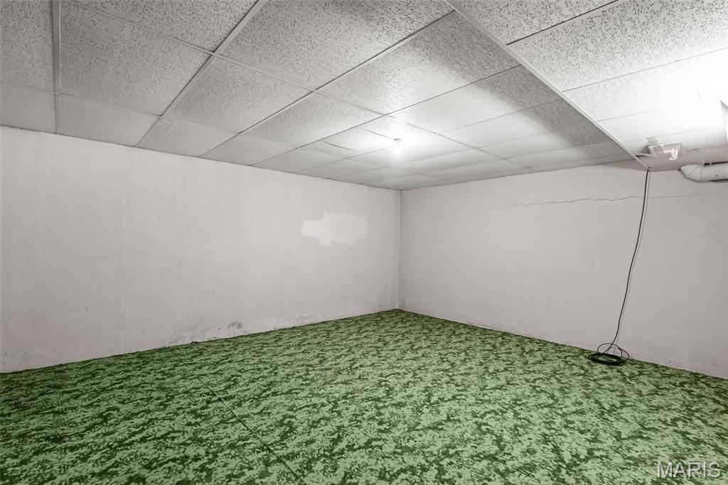 1305 Spellman Avenue