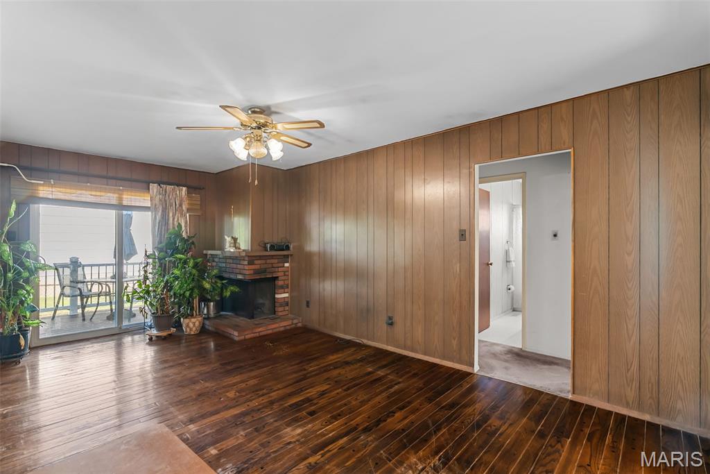 1305 Spellman Avenue